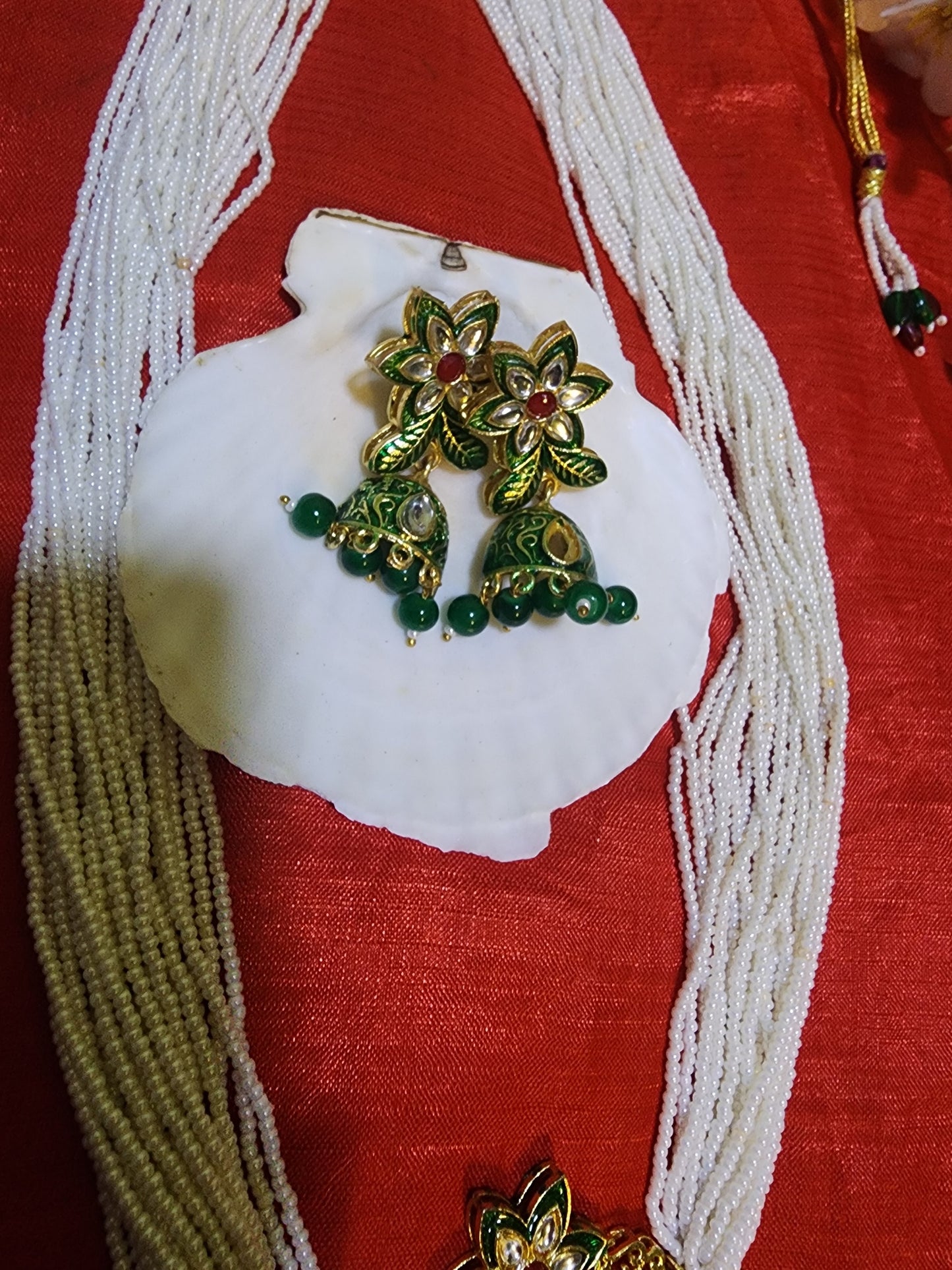 Green Kundan Meenakari & Pearl Long Necklace Set – HandcraftedJewelry