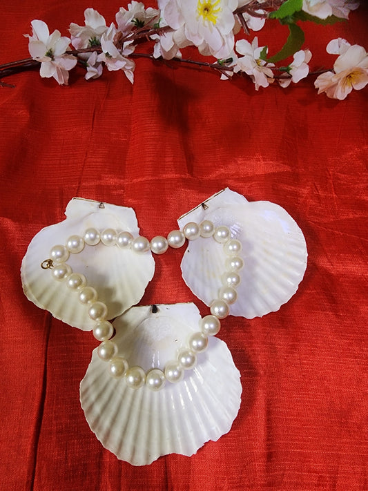 White Pearl Choker Necklace – Handcrafted Elegant Jewelry