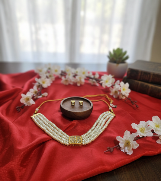 Multilayered Pearl Necklace Set – Elegant Handcrafted Jewelry