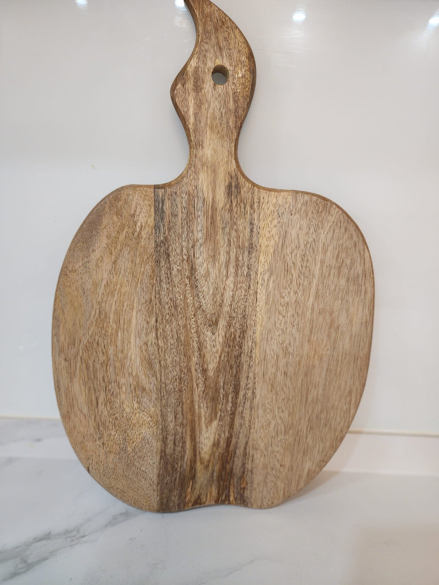 FEAWS “Prithvi” Series Apple Shape Mango Wood Chopping Board