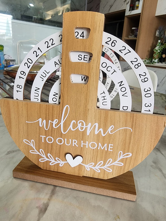 Wooden Rotating Calendar – Handmade Desktop Ornament