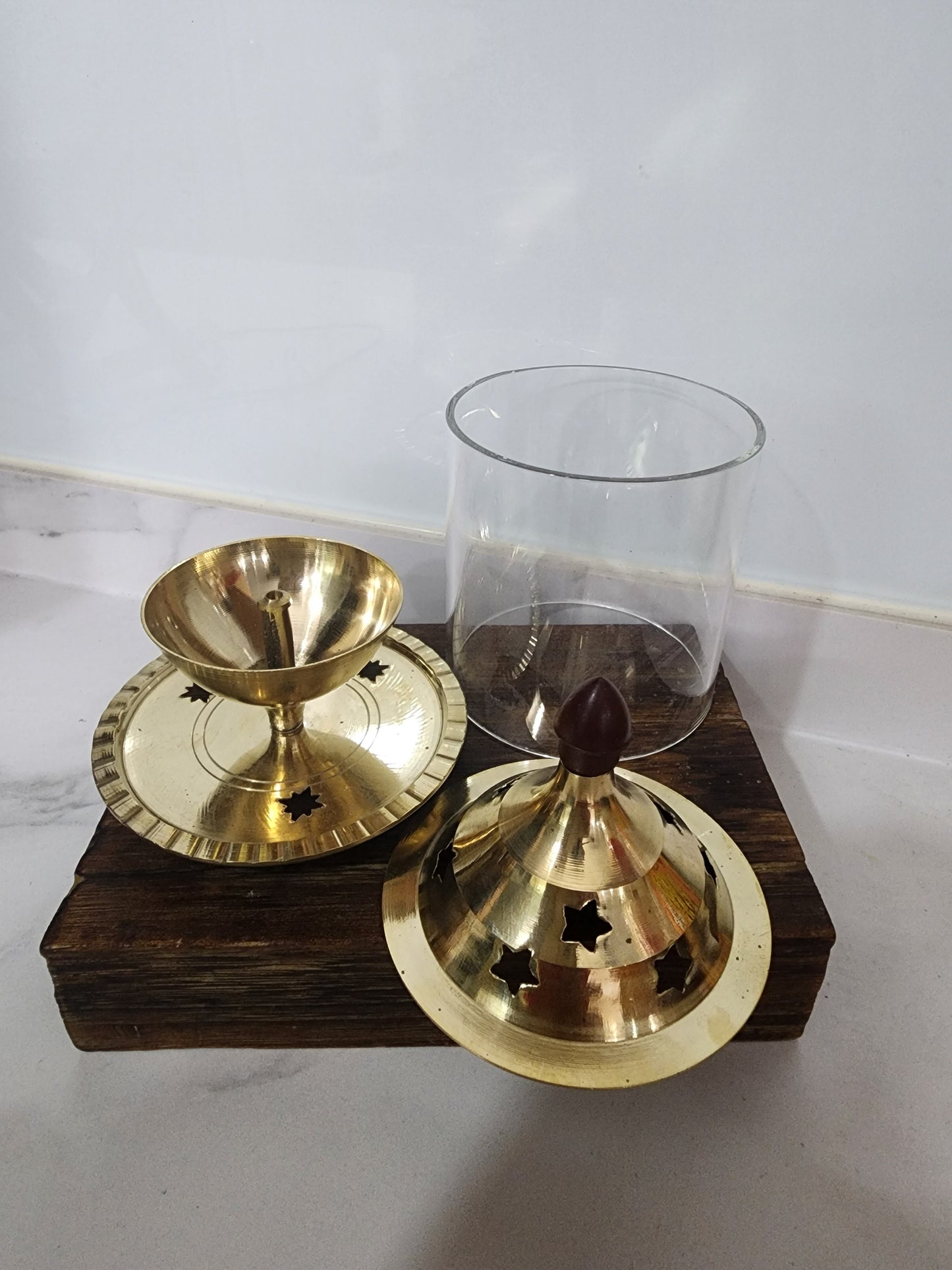 Brass Diya with Circular Glass Cover – Elegant Traditional Lamp