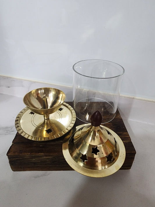 Brass Diya with Circular Glass Cover – Elegant Traditional Lamp