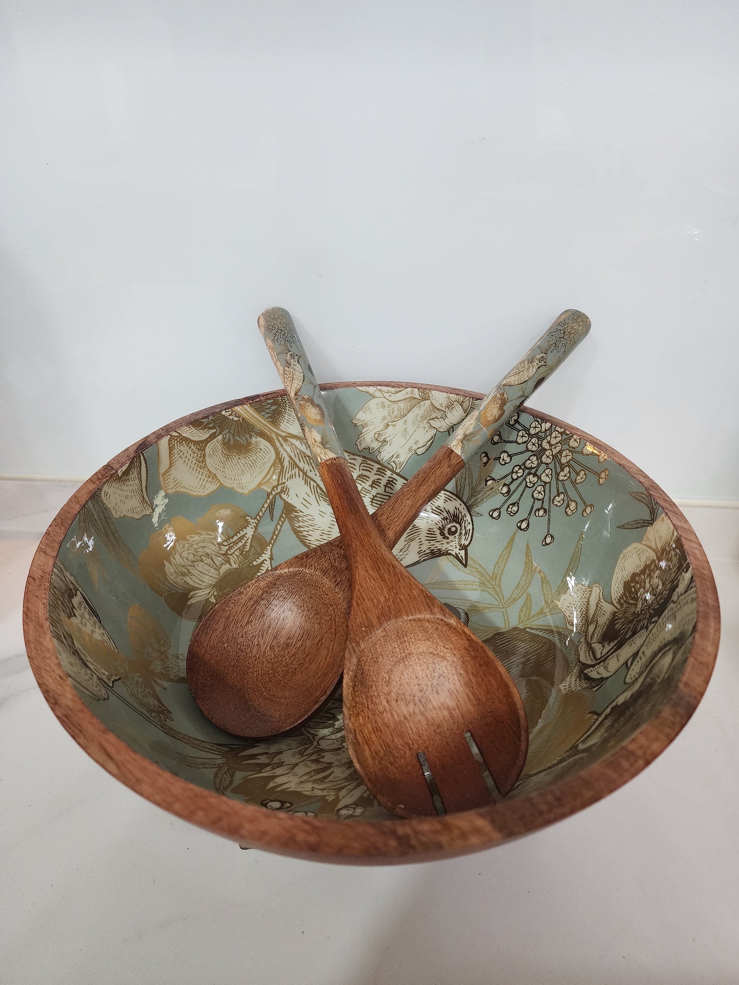 Meraki Green Sparrow Harmony Bowl with 2 servers