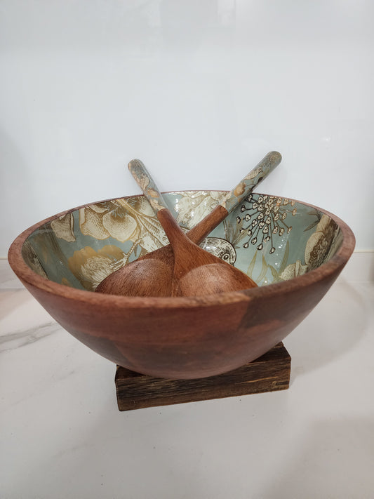 Meraki Green Sparrow Harmony Bowl with 2 servers