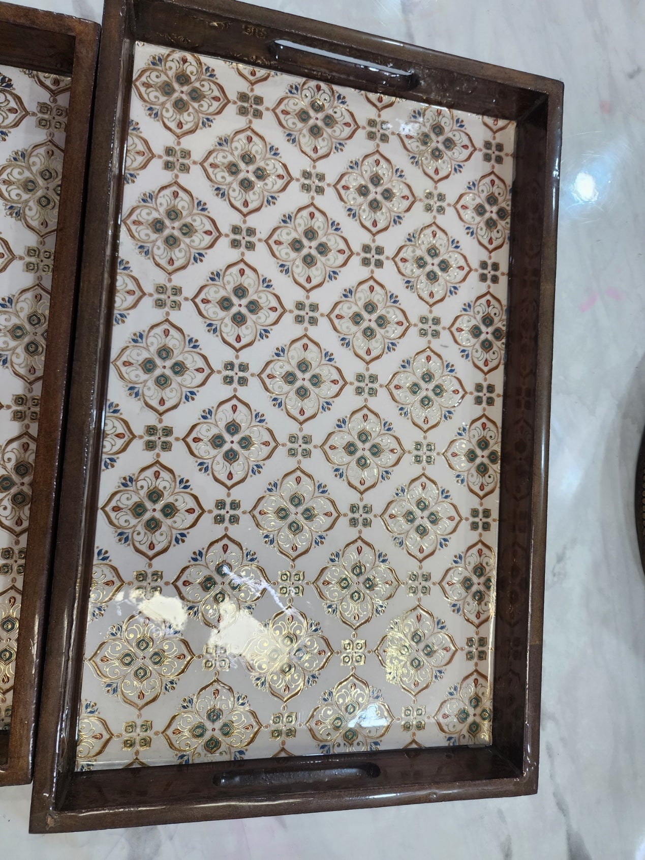 Golden-Beige Glow Elegant Trays