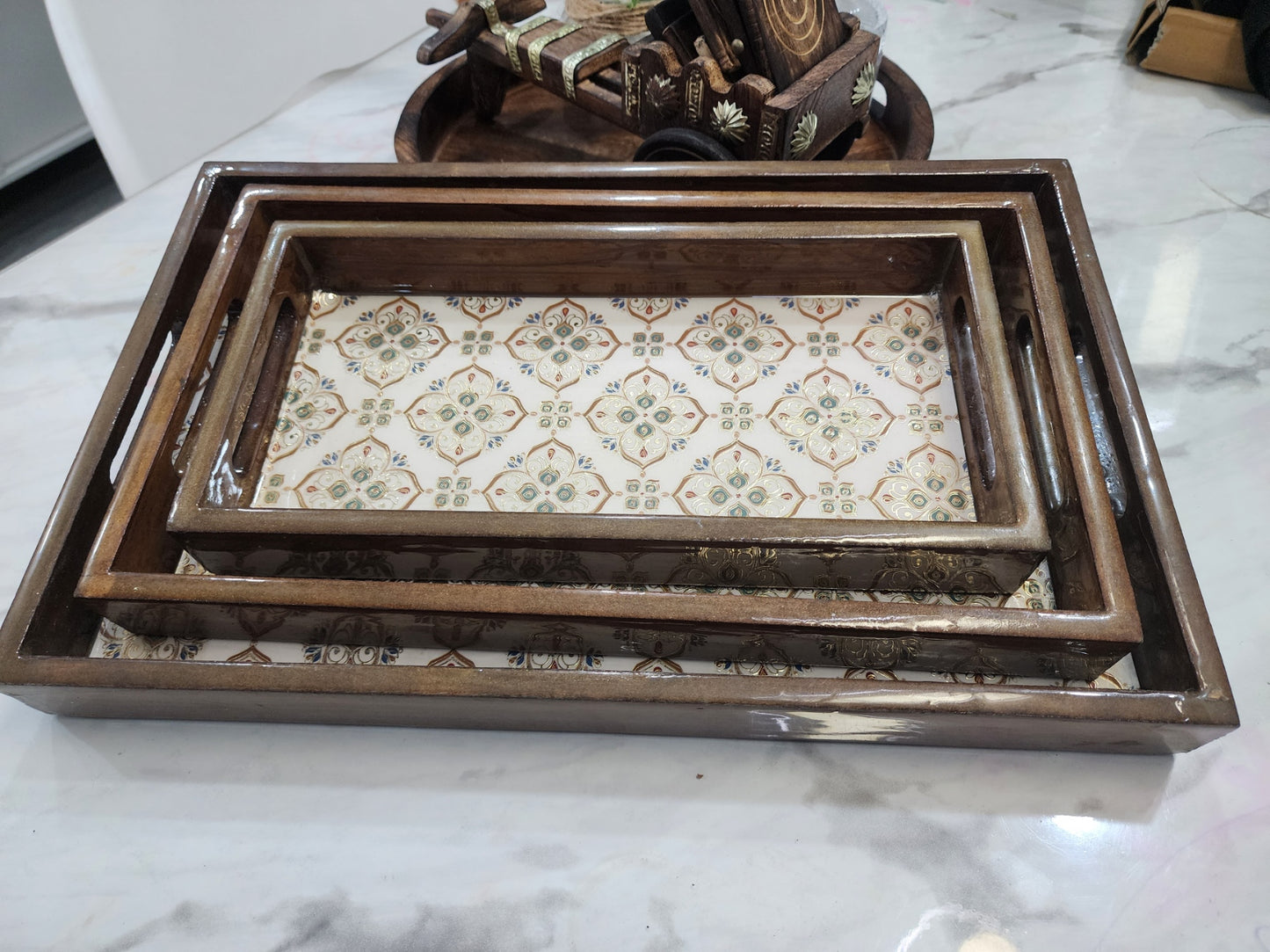 Golden-Beige Glow Elegant Trays
