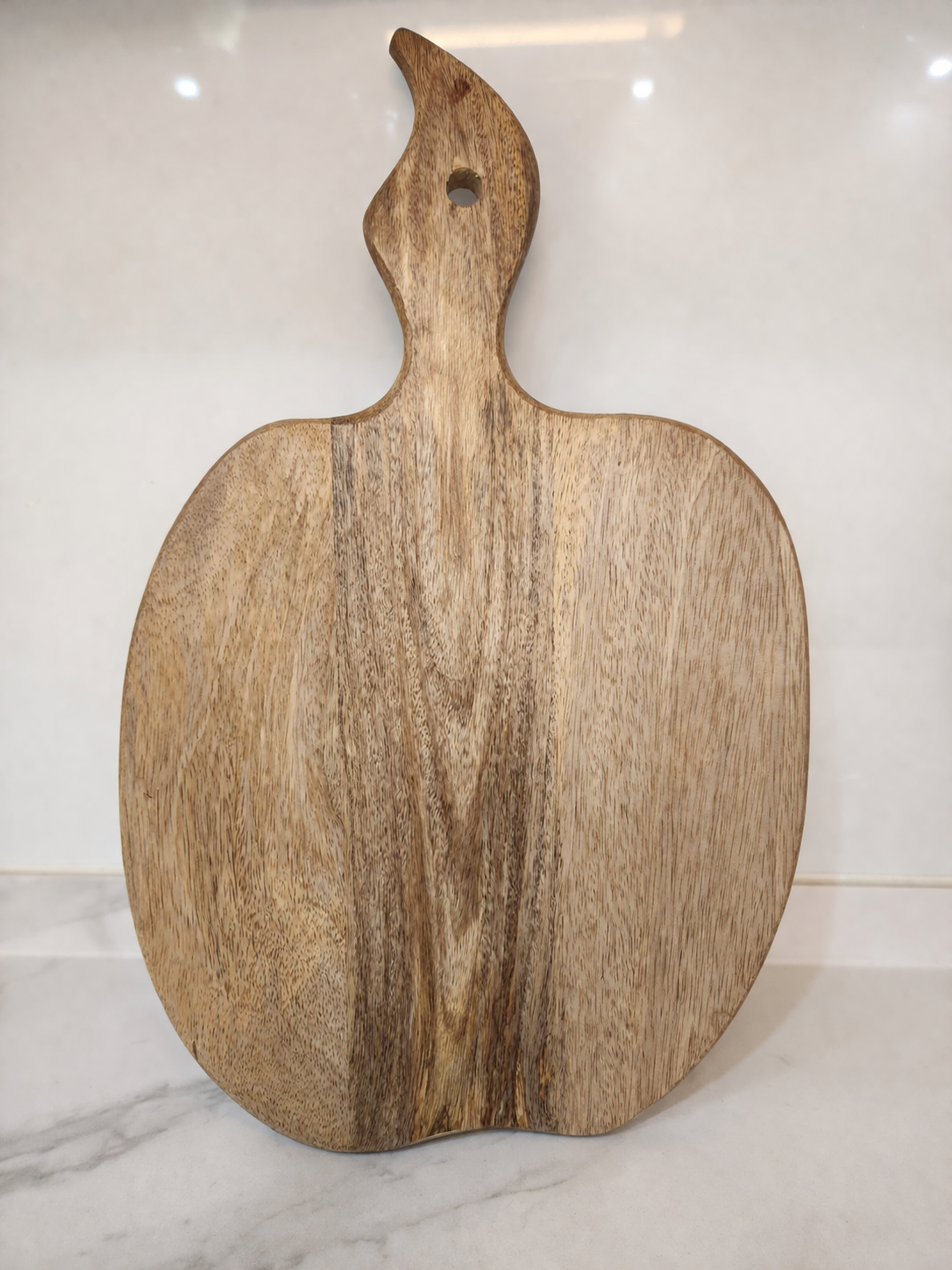 FEAWS “Prithvi” Series Apple Shape Mango Wood Chopping Board