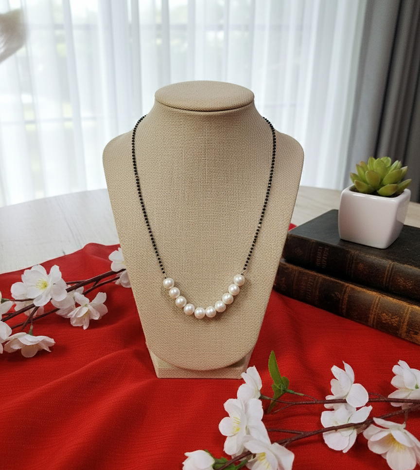 Black beads necklace with pendants: Elegant and Stylish Set