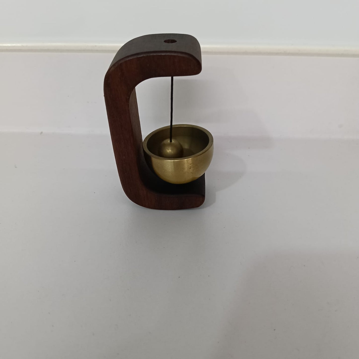 Wooden Doorbell with Brass Wind Chimes – Japanese-Inspired Home Décor