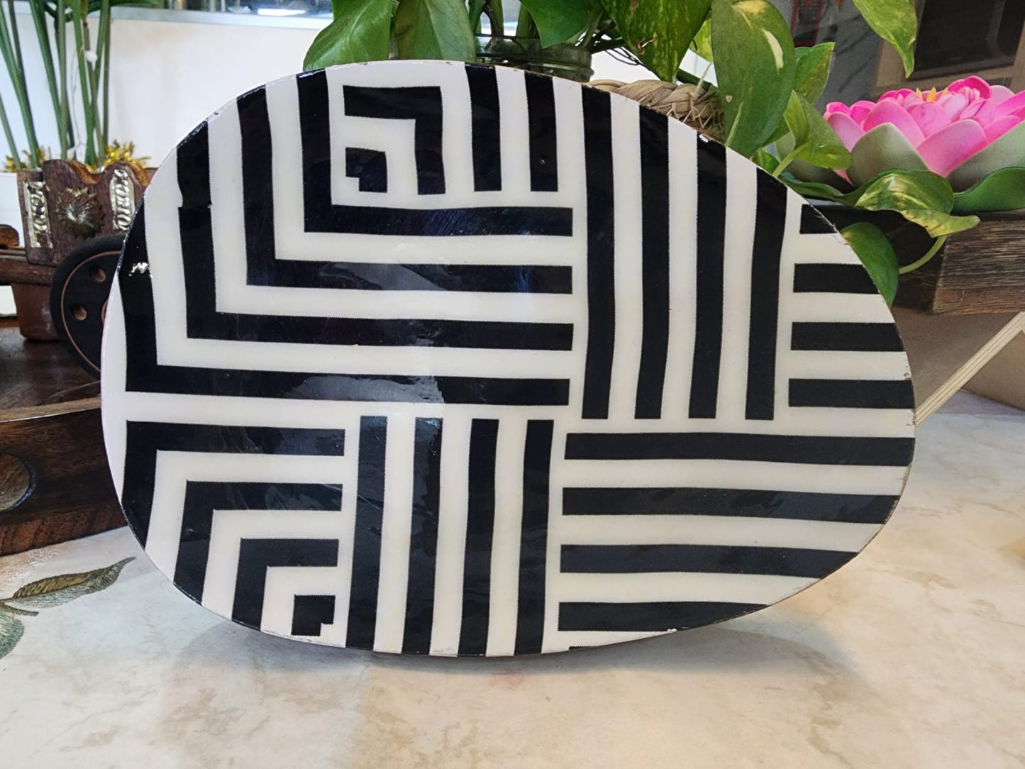 Meraki Black & White Elegance Mangowood Platter