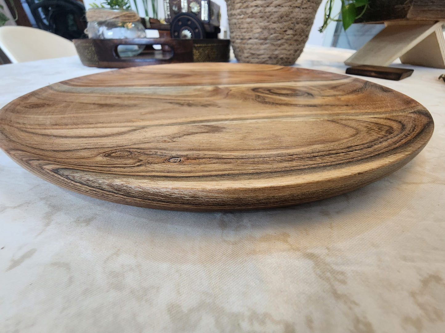 Meraki Collection – Round Acacia Wood Platter