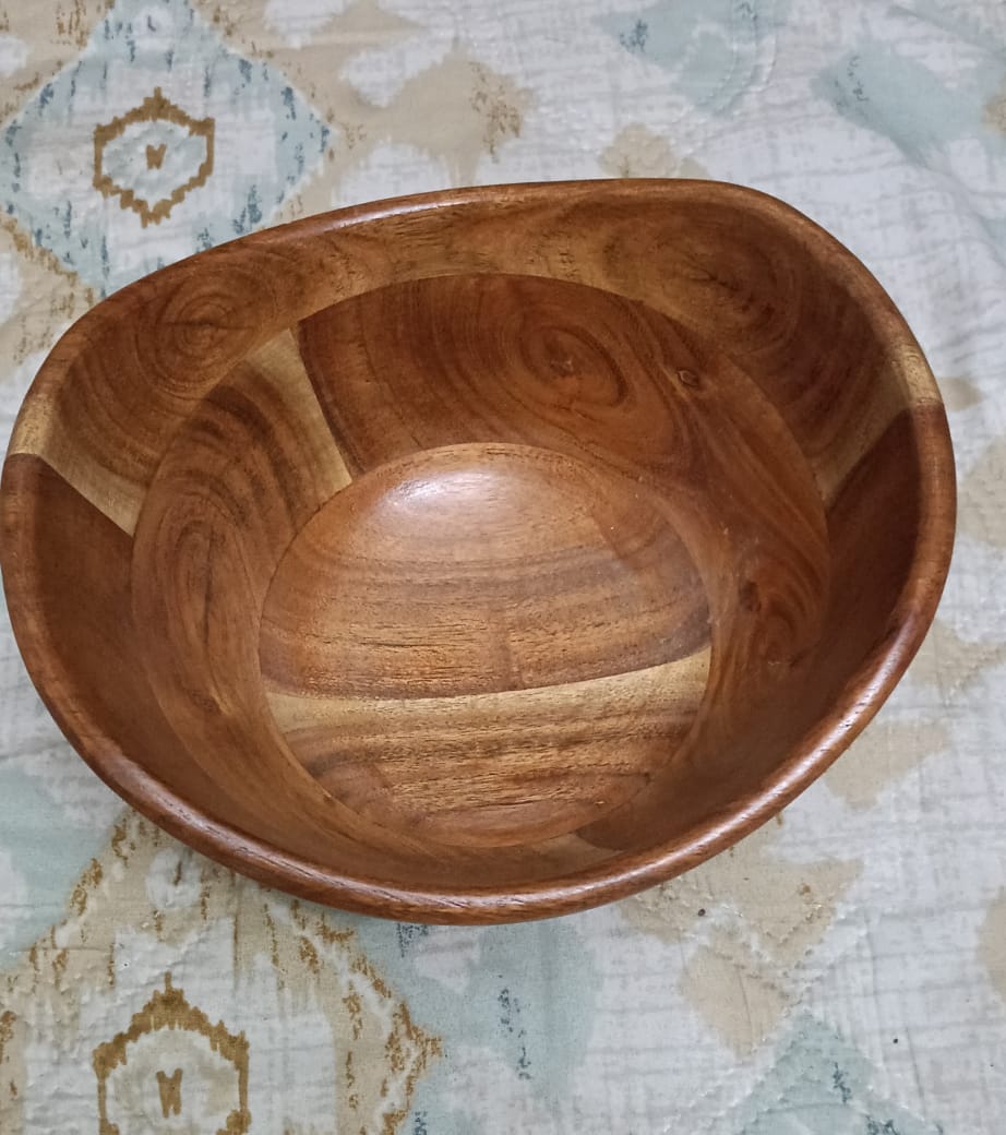 FEAWS “Prithvi” Series Boat Cut Acacia Wood Bowl