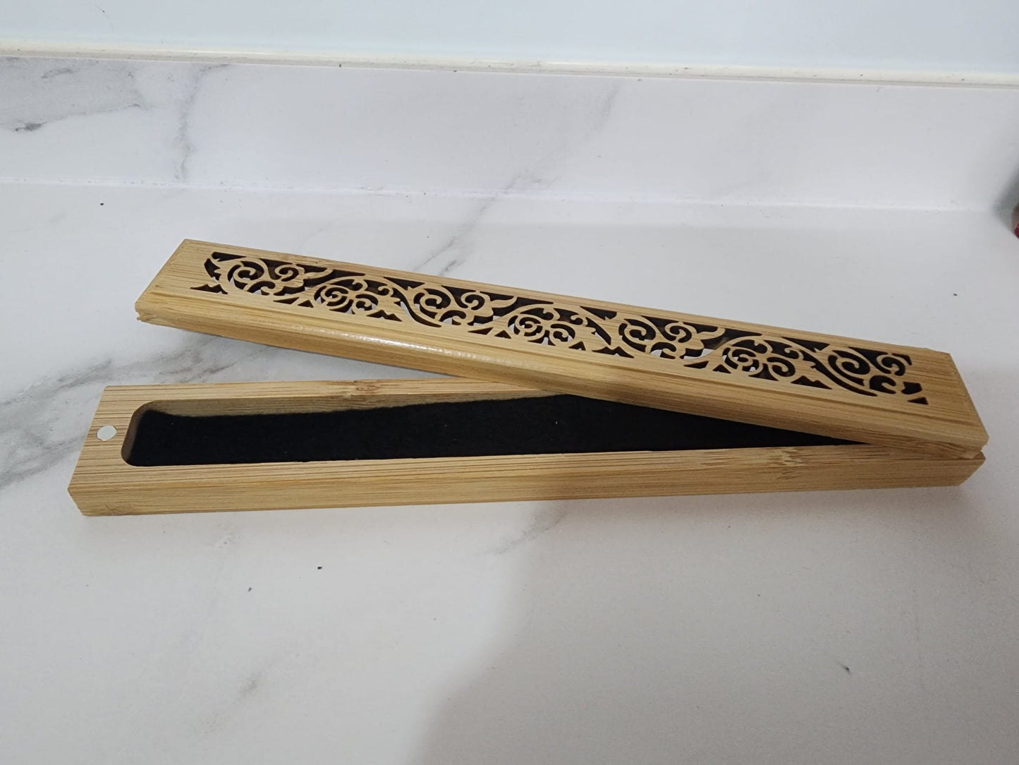 Wooden Incense Burner with Lid – Minimalist & Mess-Free Design