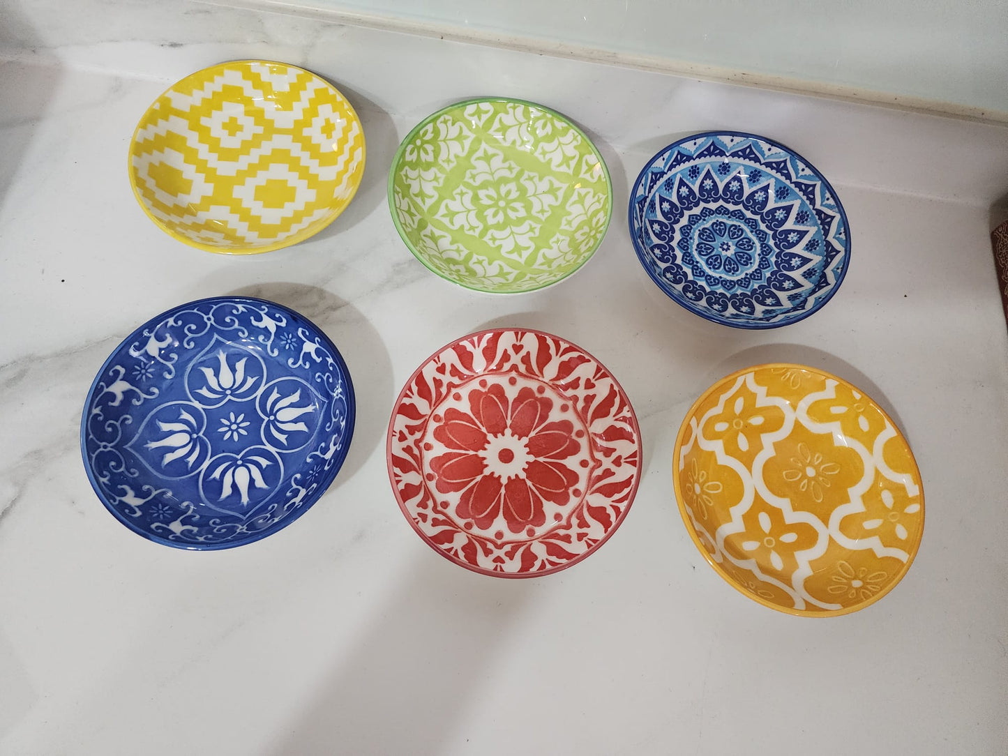 Set of 6 Ceramic Bowls – Vibrant & Elegant Serving Collection