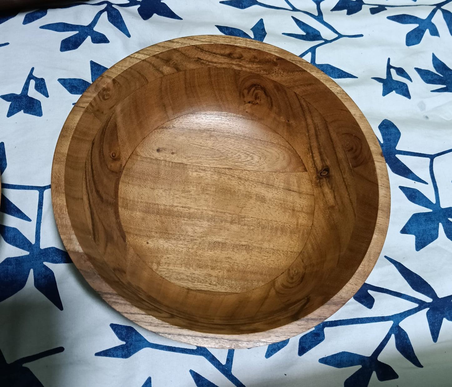 FEAWS “Prithvi” Series Natural Grain Acacia Wood Bowl
