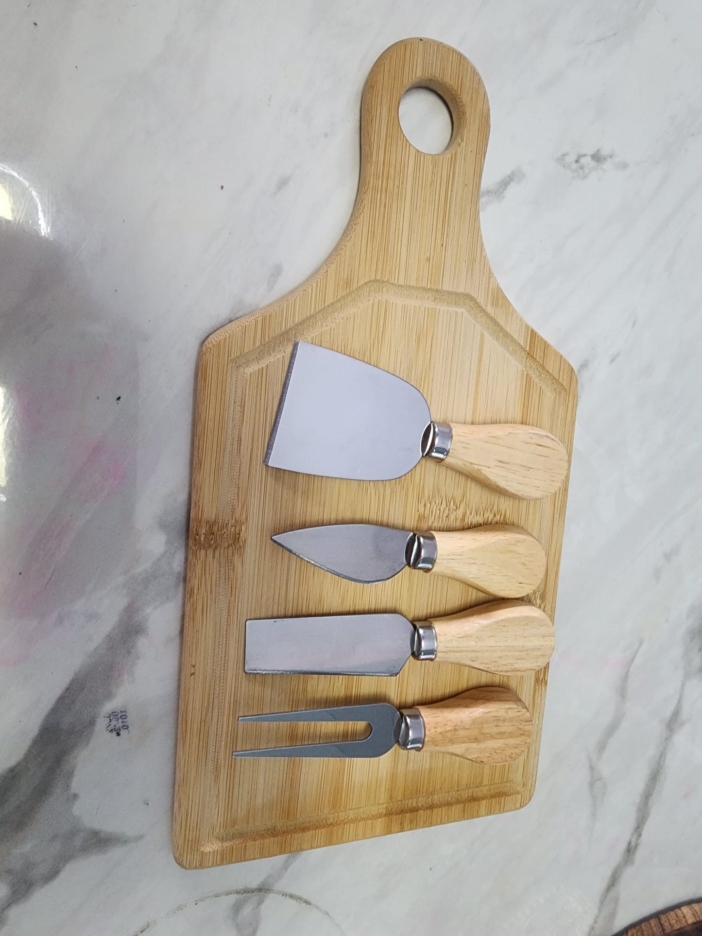 Chopping/serving Board with 4PCS Cheese Knife Set