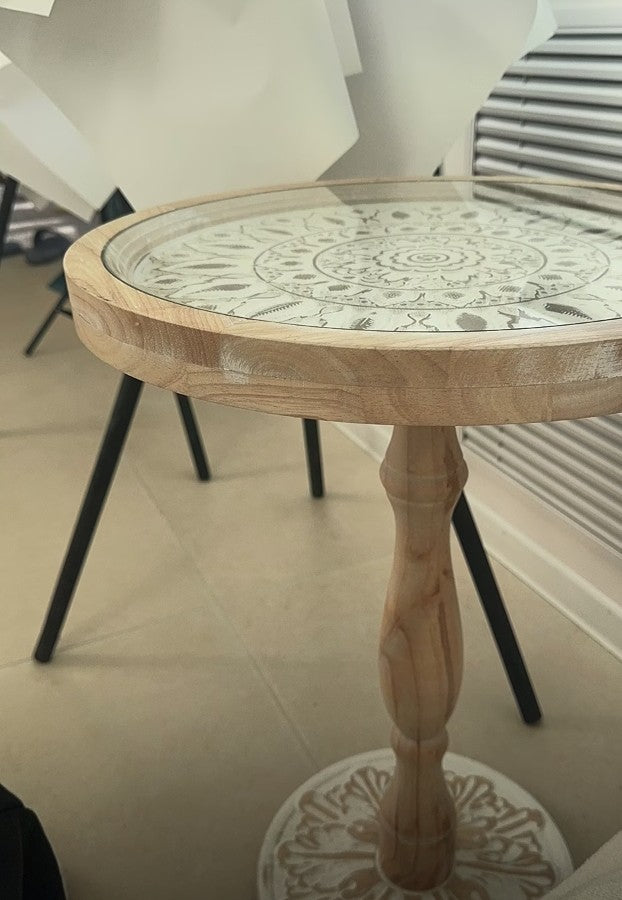 French Vintage Distressed Round Side Table – Carved Pine Wood Accent Table with Tempered Glass